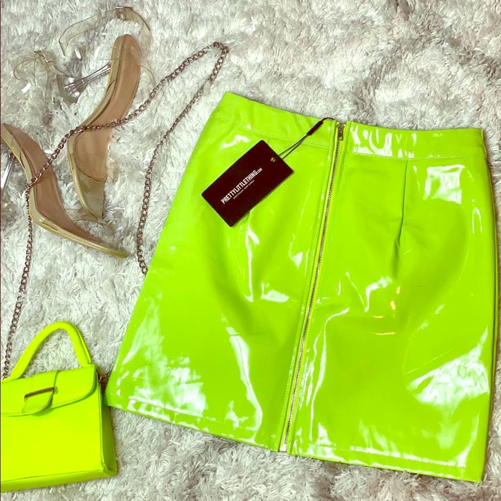 Pretty Little Thing Neon Latex Skirt Size 4